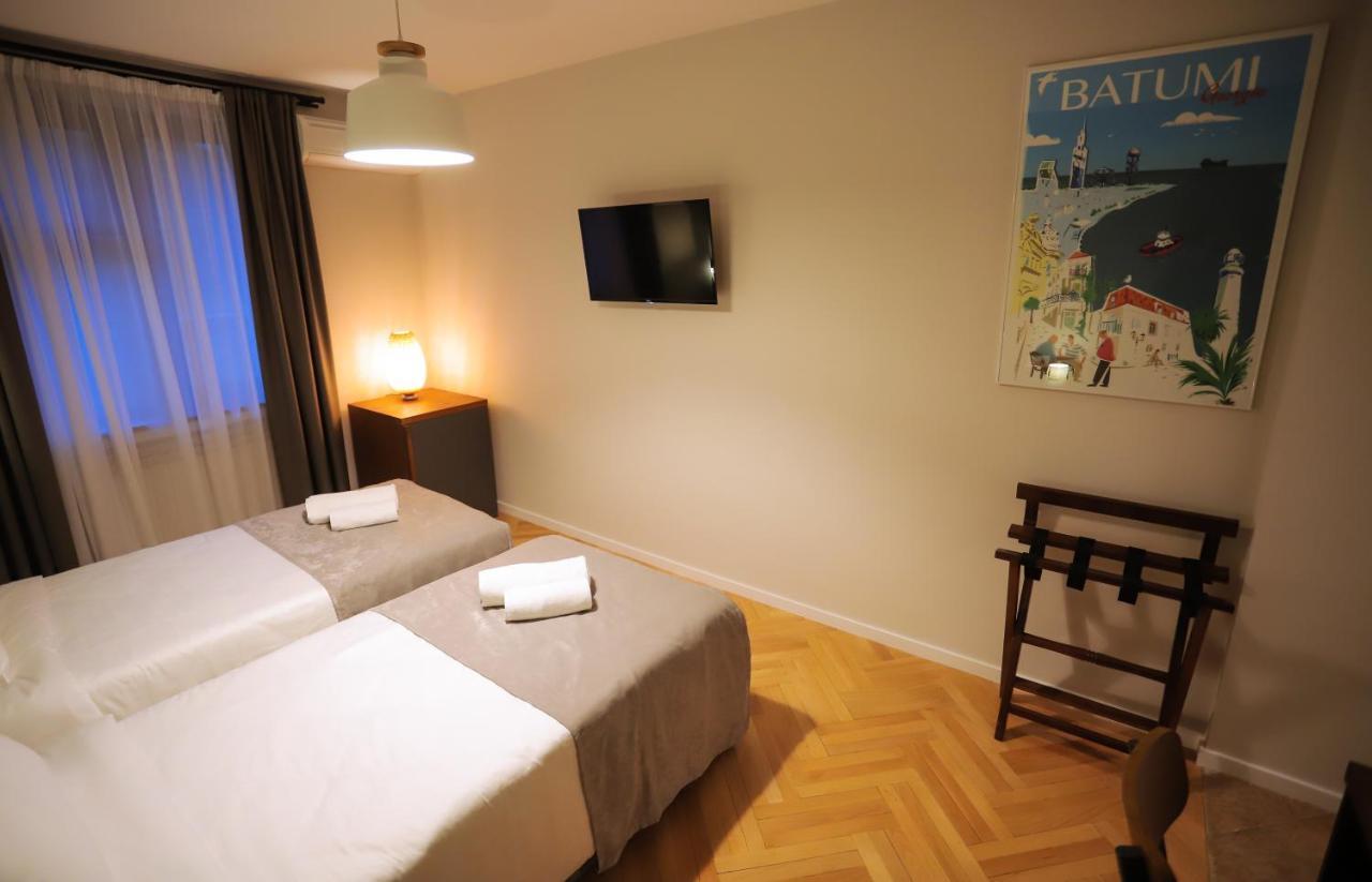 Hotel Sabu Tbilisi Esterno foto